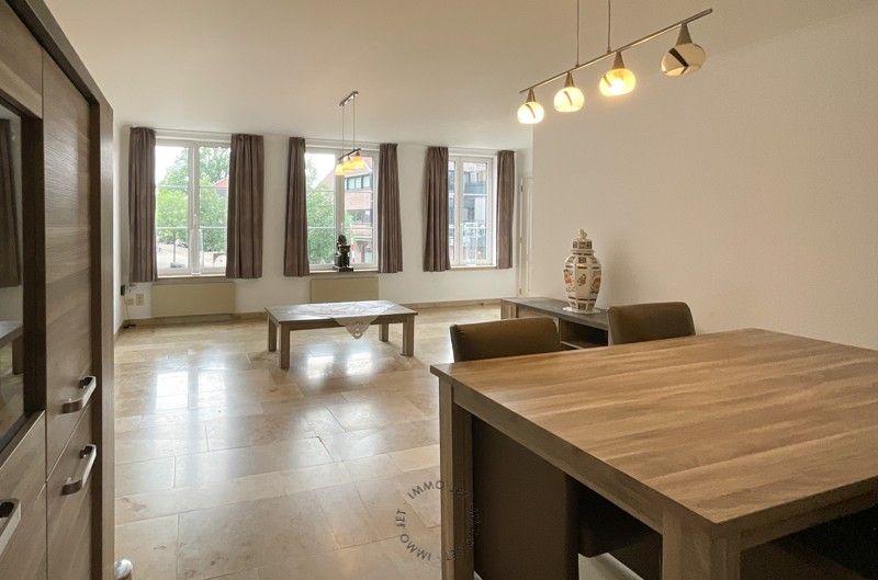 Appartement met twee slaapkamers en terras in hartje Beveren foto 4