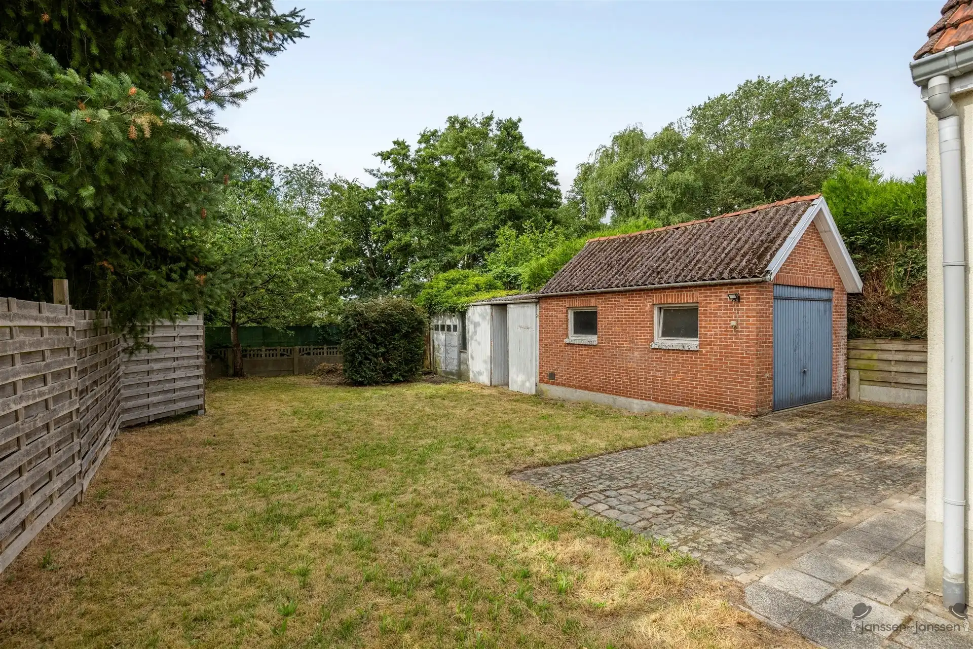 Rustig gelegen gelijkvloers appartement te Leopoldsburg foto 29