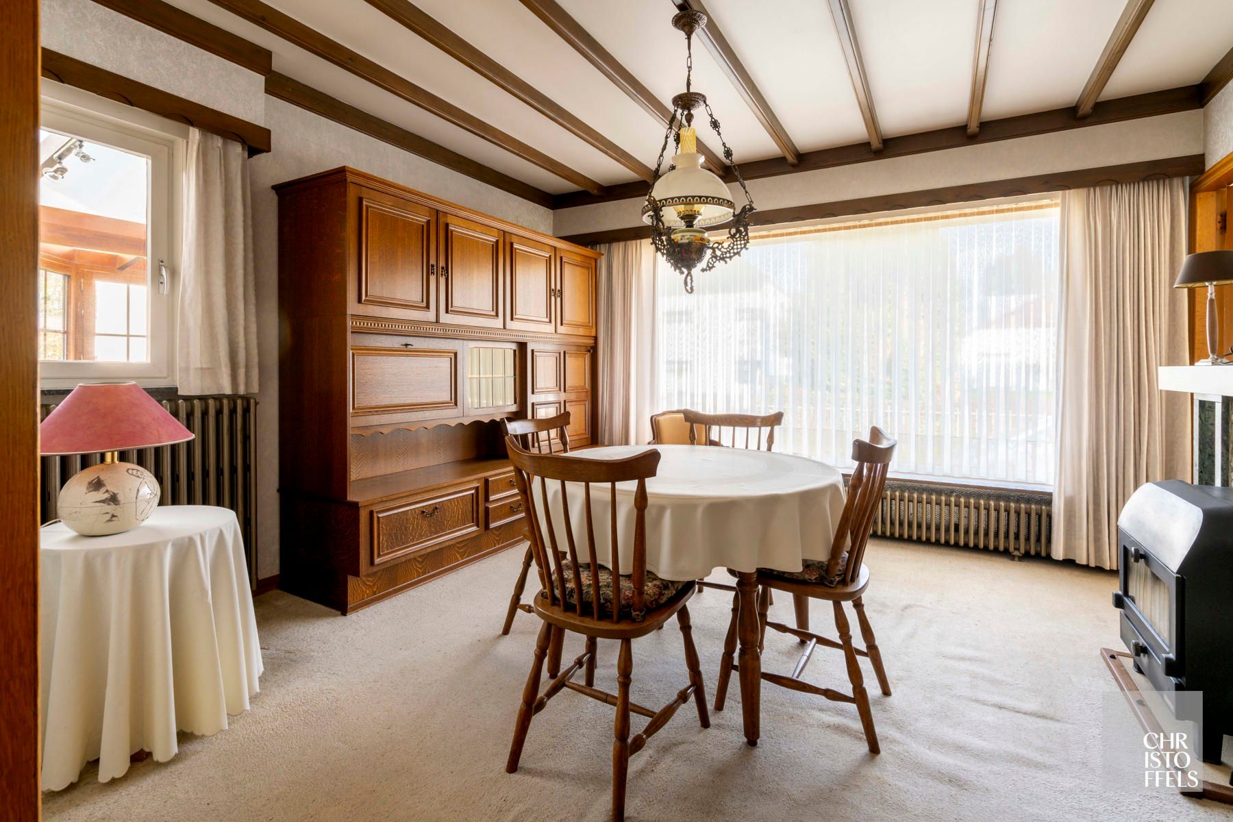 Te renoveren woning in vooraanstaande buurt te Lanaken!  foto 4