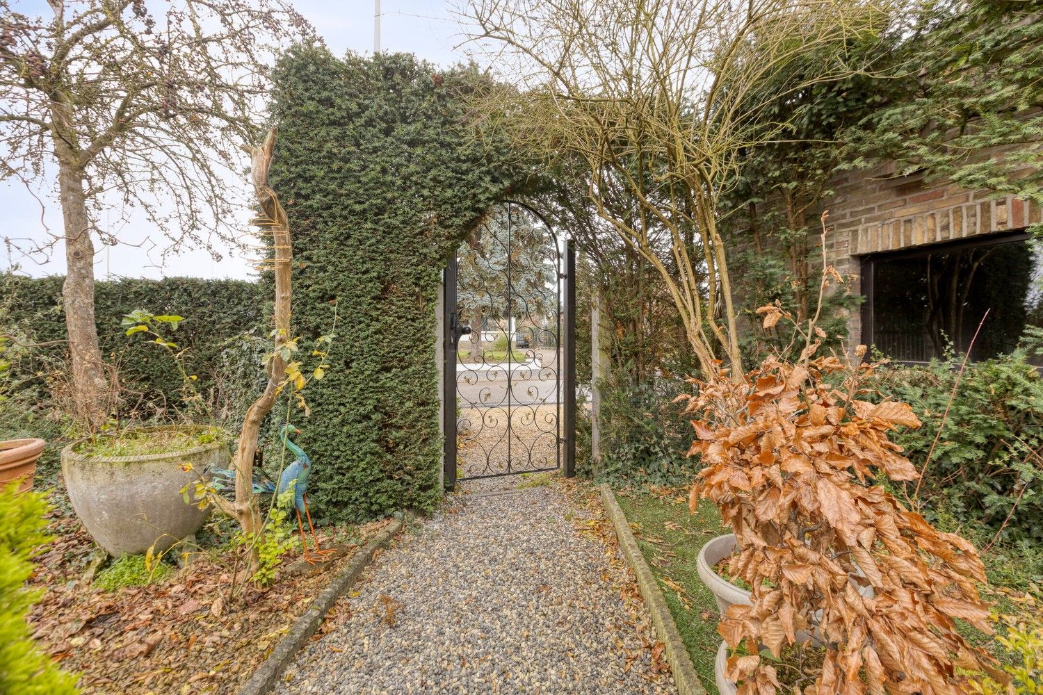 Karakteristieke, te renoveren woning met gezellige tuin en veel potentieel op een top-locatie te Lanaken foto 19