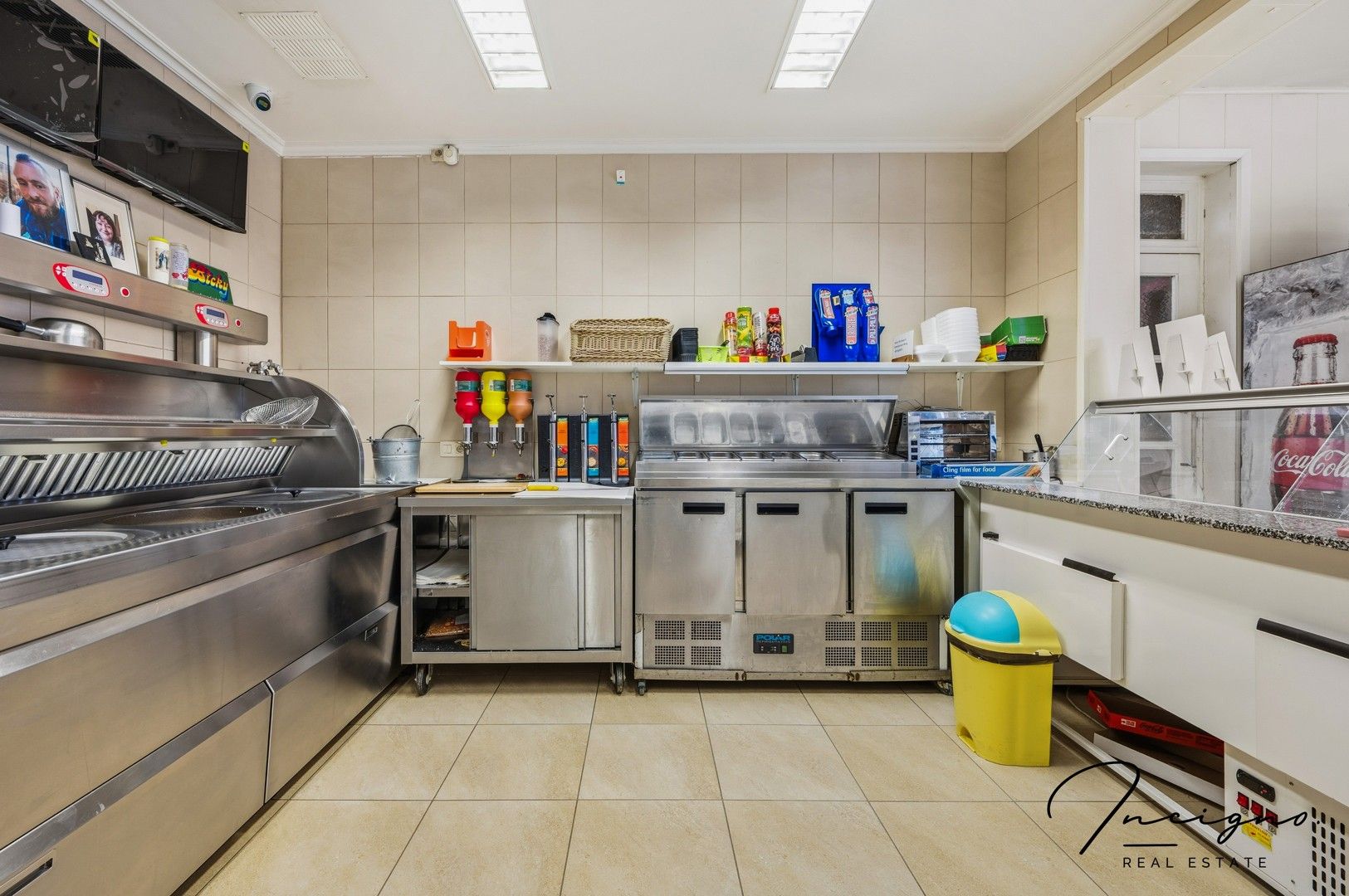 Handelspand met woonst met uitstekende visibiliteit foto 7