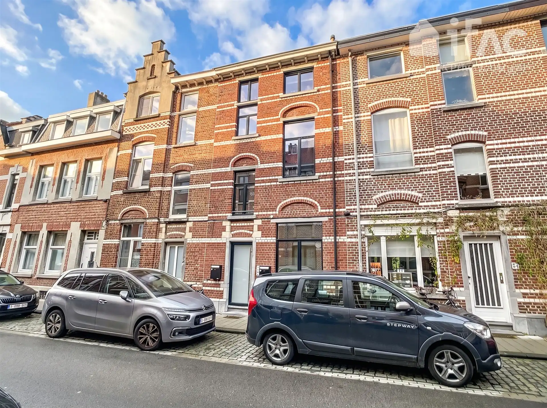 Opbrengsteigendom - Luxe studentenkamers foto 2