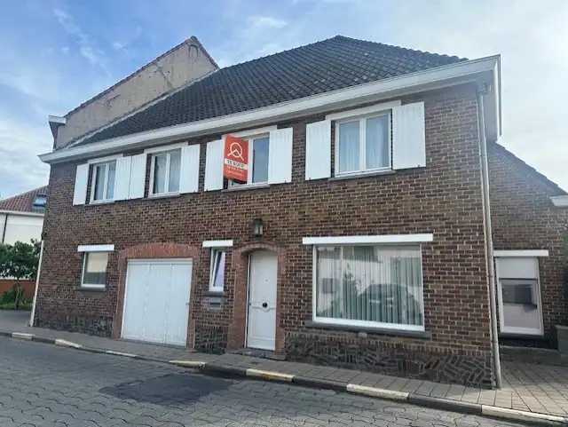 Centraal gelegen ruime woning met tuin Sint-Denijs-Westrem! foto 4