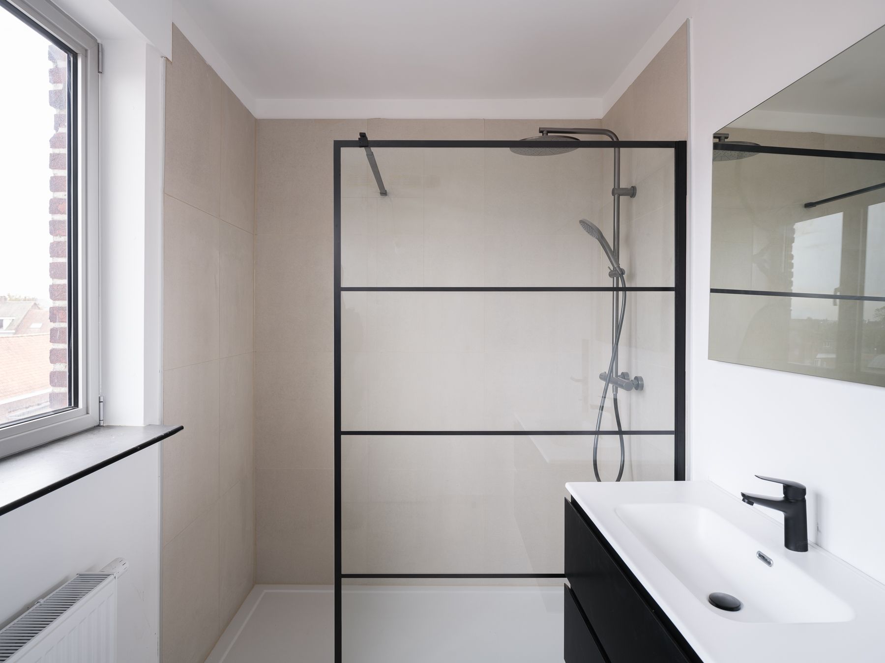 Eigentijds duplex-appartement met ruim terras foto 12