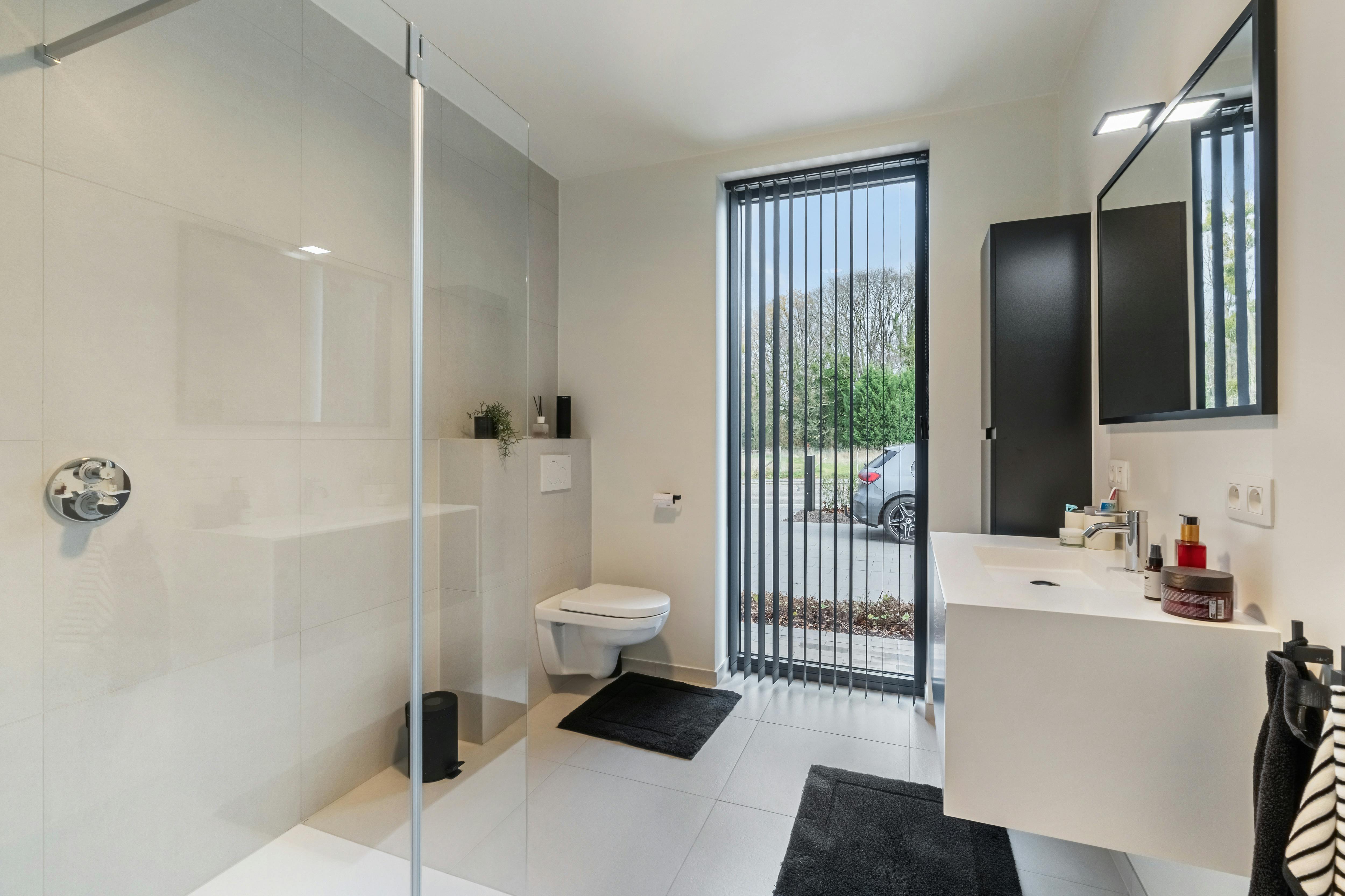 Instapklare BEN-woning met 4 slaapkamers in Eigenbilzen foto 13