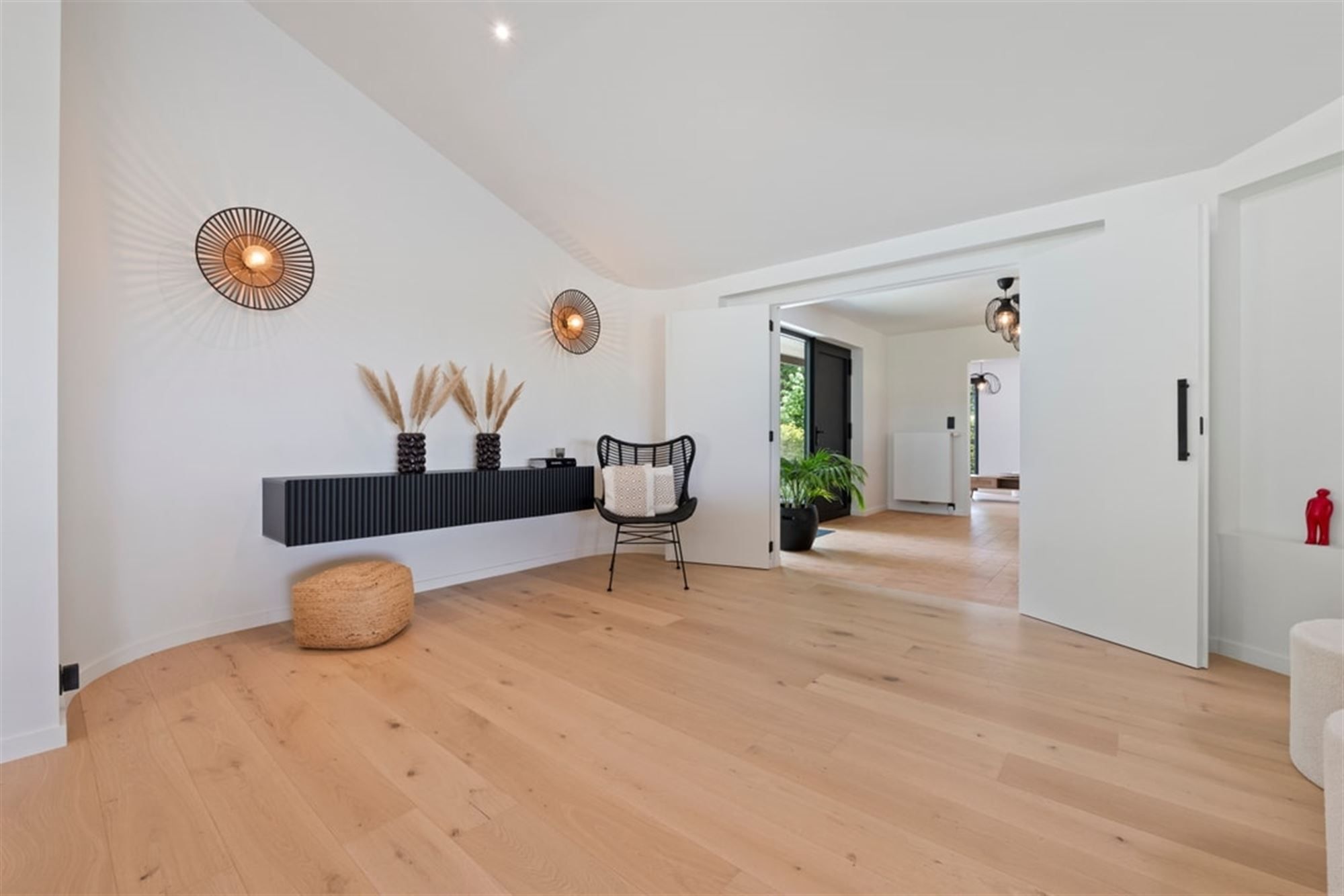 UNIEKE DESIGNWONING MET MODERNE AFWERKING EN STIJVOLLE ARCHITECTUUR foto 14