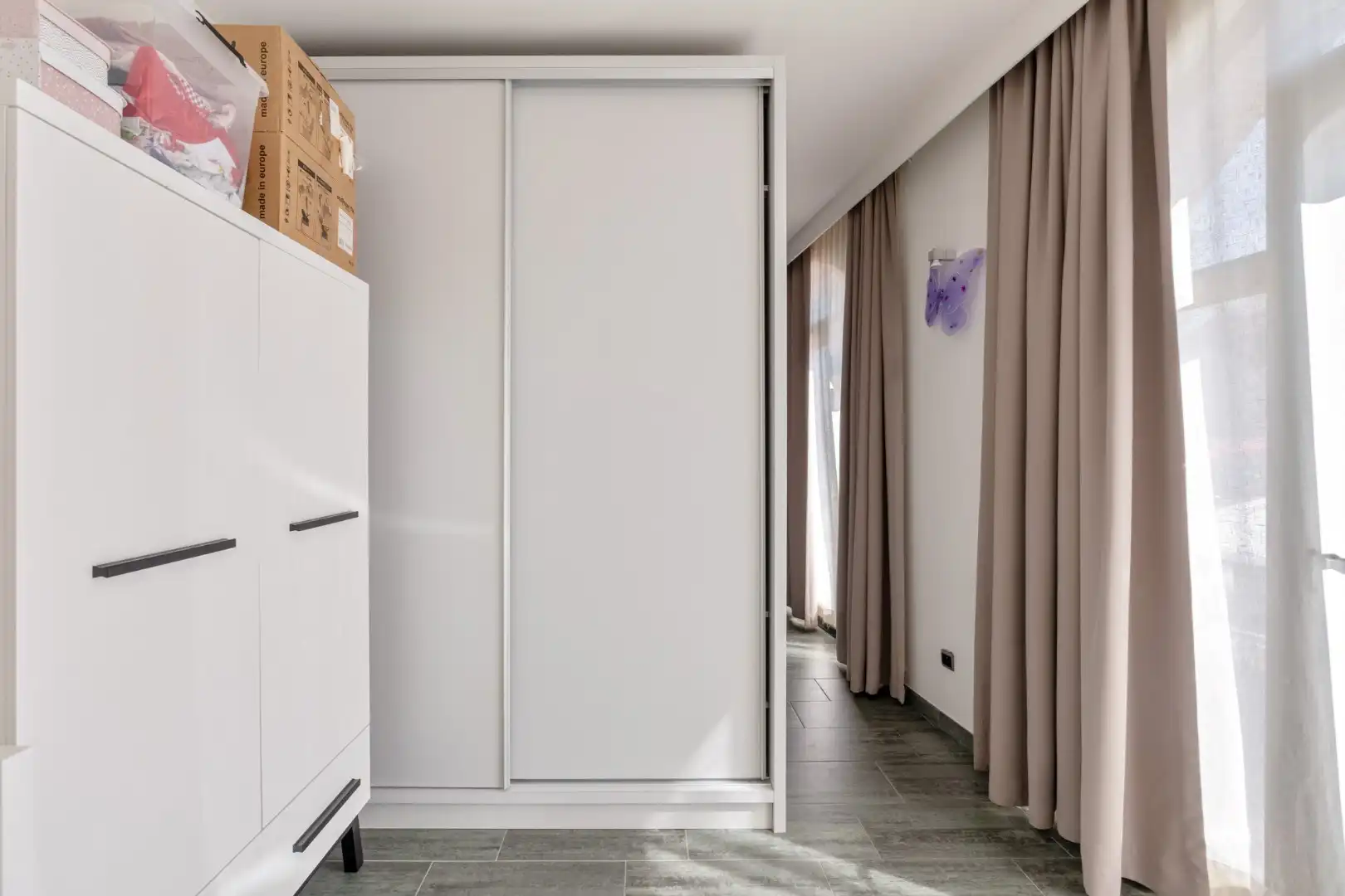 Gelijkvloersappartement (96m²) met 1 a 2 slaapkamers met ruim terras en standplaats - met achterliggende polyvalente ruimte (148 m²) foto 18