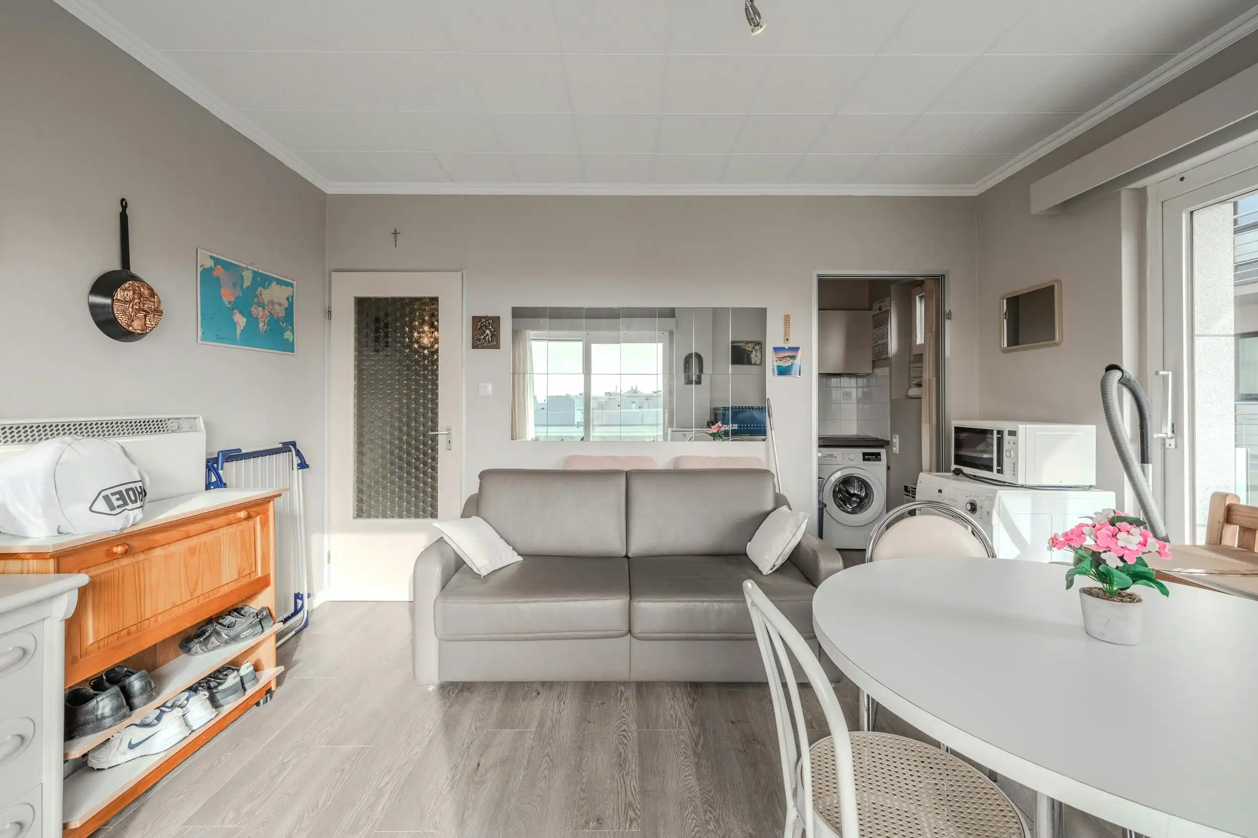 Lichtrijk hoekappartement met terrassen vlakbij Zeedijk! foto 13