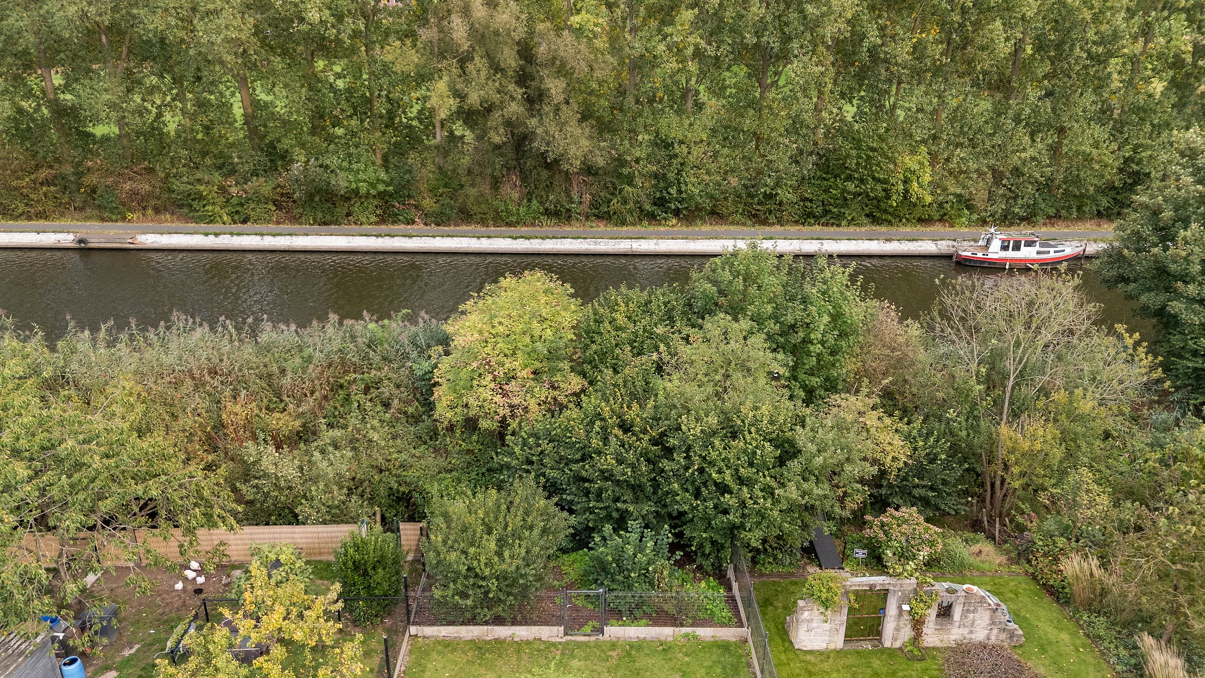 GERENOVEERDE WONING AAN DE DENDER MET ADEMBENEMENDE VERGEZICHTEN foto 31