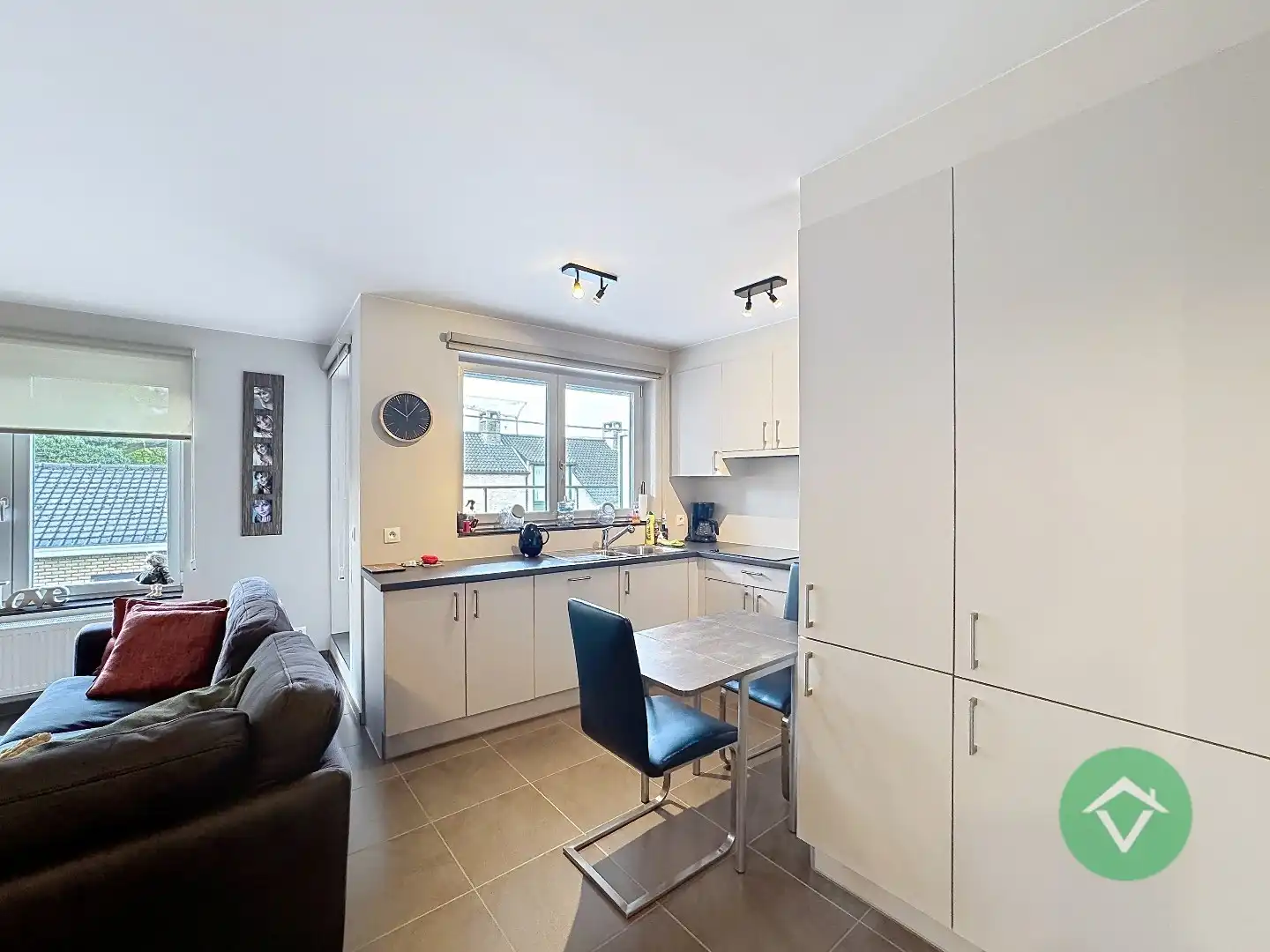 Appartement met 2 slaapkamers en terras te Roeselare  foto 10