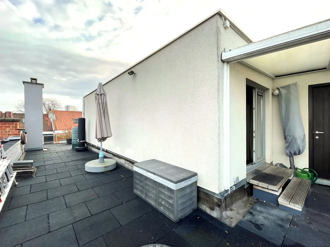 Studio penthouse met ruime terrassen en autostaanplaats foto 7