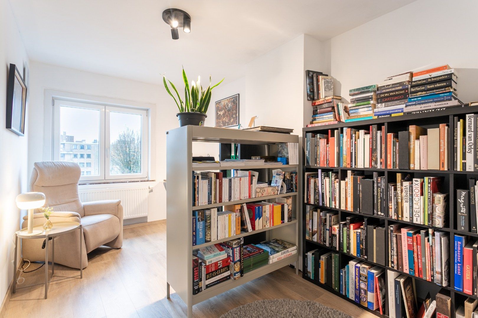 Ruime gerenoveerde, energiezuinige woning foto 24