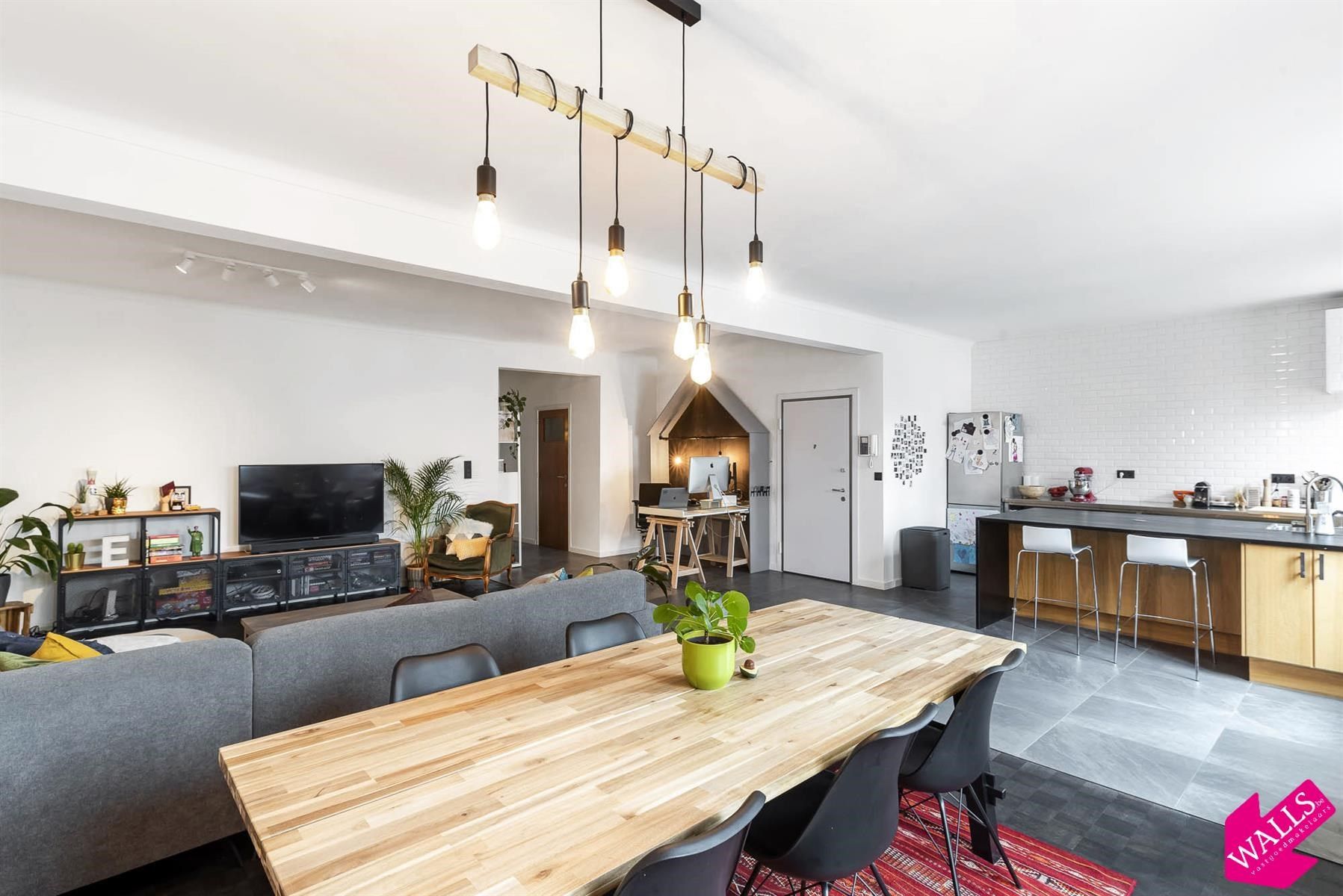 Riant appartement nabij Groen Kwartier foto {{pictureIndex}}