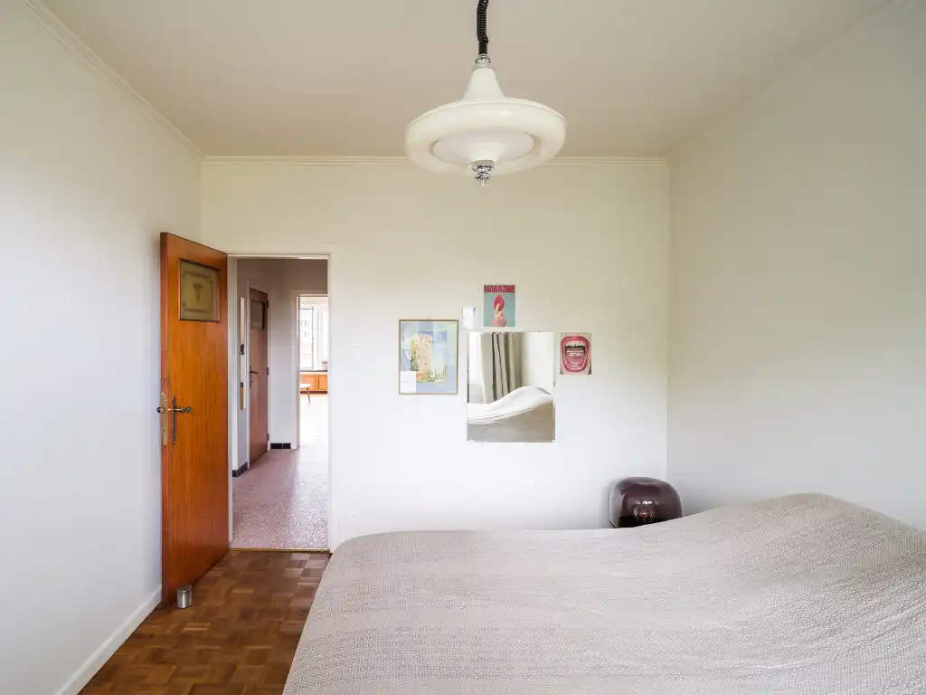 Vintage sixties 2-slaapkamerappartement met terras in Ledeberg, waar sfeer en esthetiek mooi bewaard zijn gebleven. foto 8