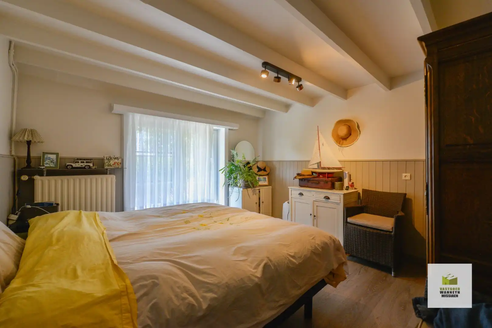 Idyllisch gelegen woning op 3.928 m2 met natuurlijke zwemvijver en 360° vergezicht foto 22