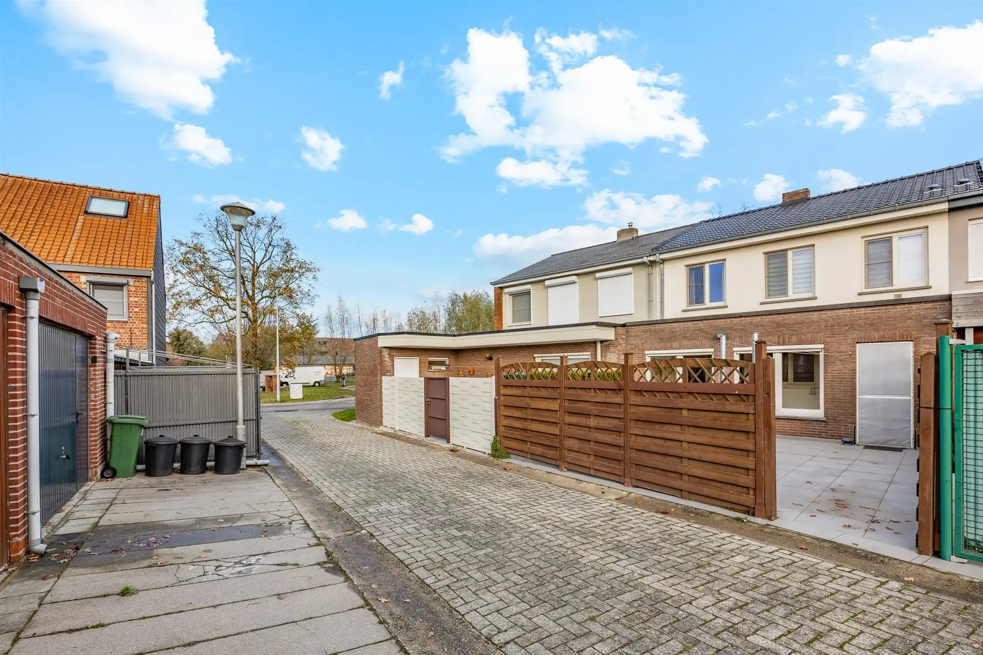 Instapklare woning met 3 slks, terras en garage foto 22