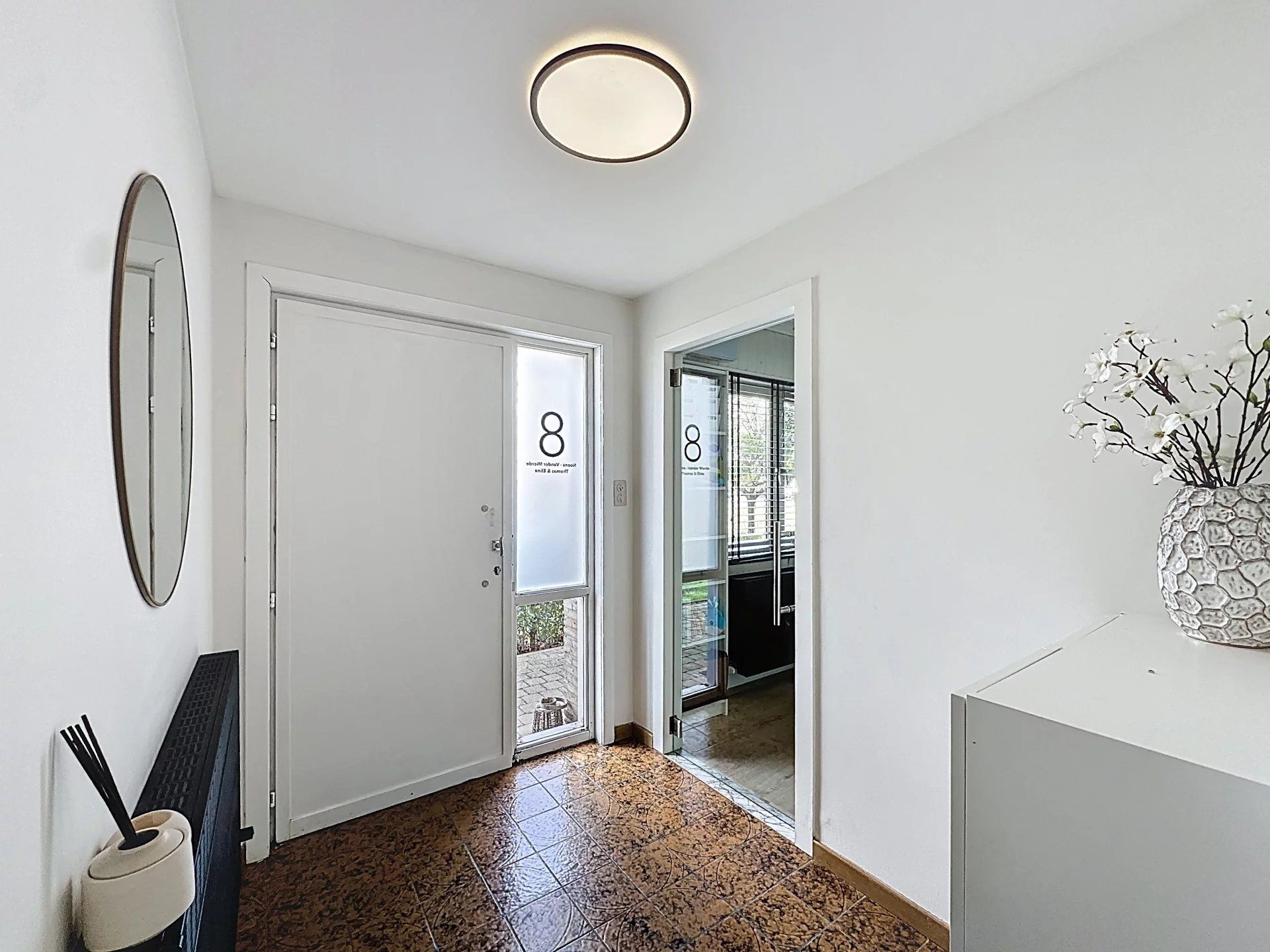 Gelijkvloerse woning op ruim perceel (8 are) in landelijke omgeving. foto 2