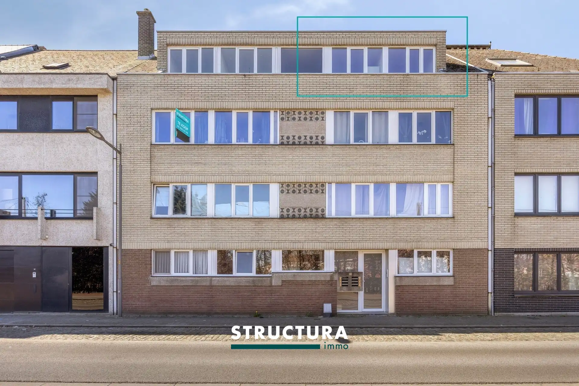 Gerenoveerd appartement op derde verdiep foto 2