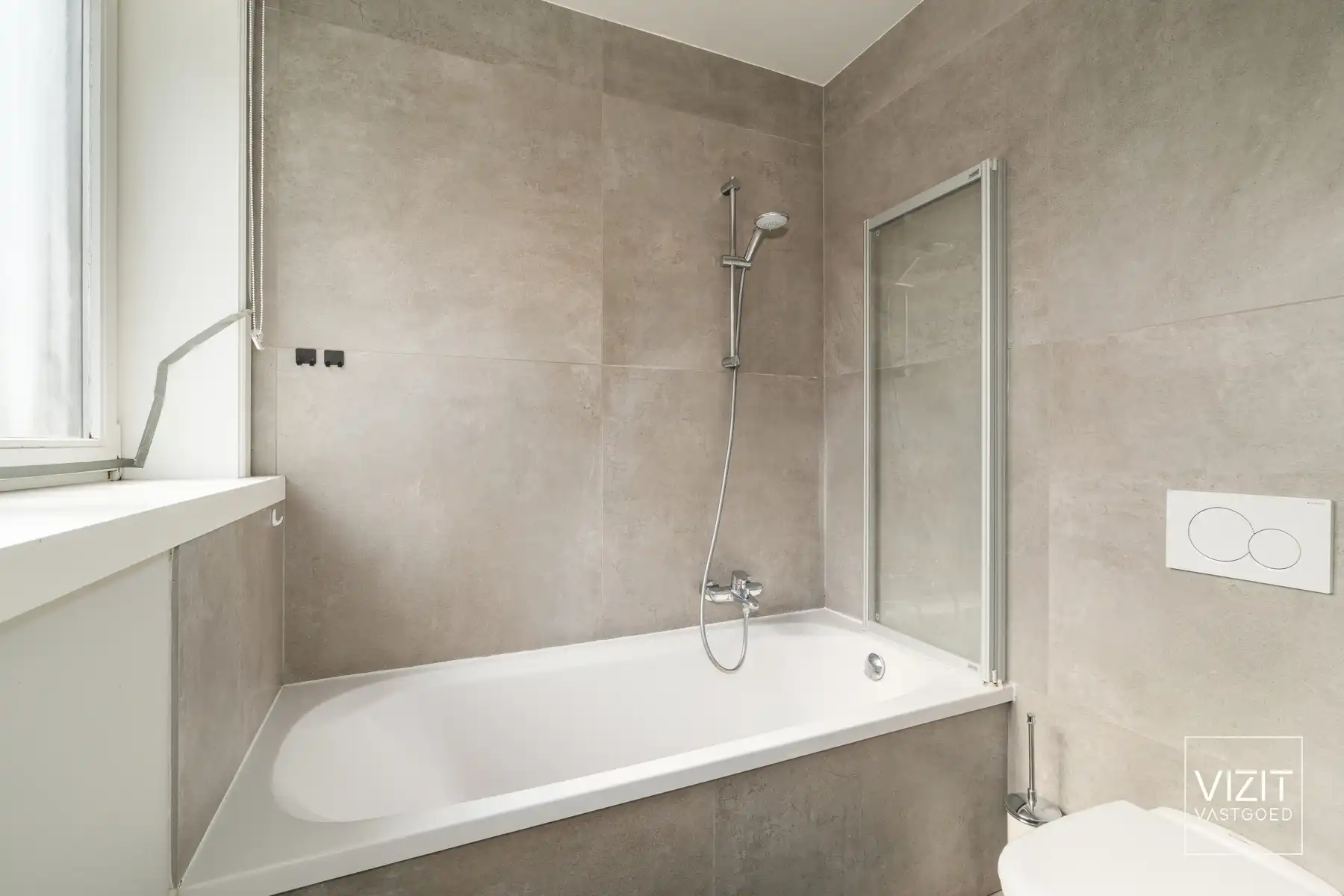 Instapklare woning nabij centrum Ninove! foto 11