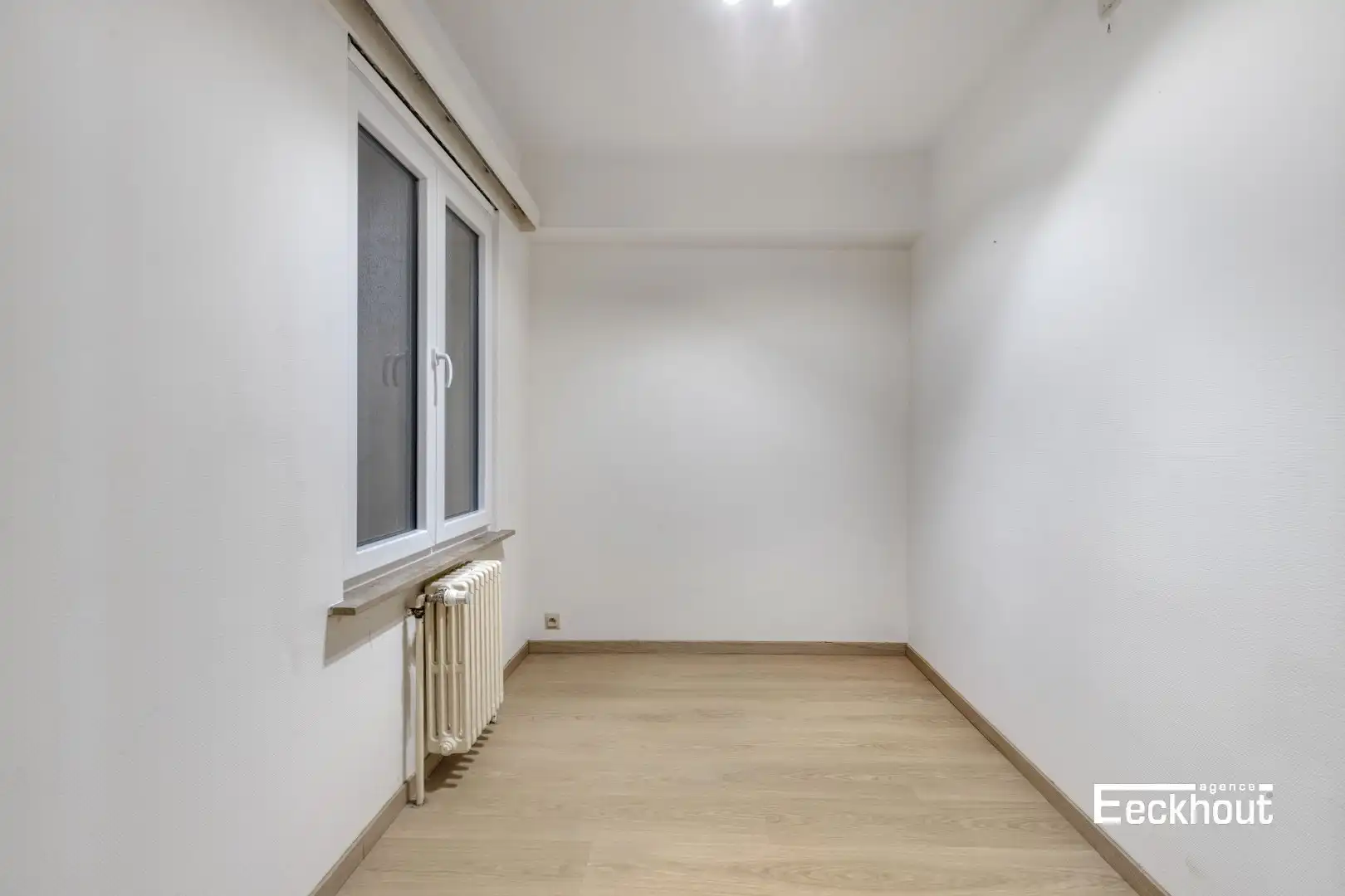 Ruim instapklaar appartement met 3 slaapkamers in centrum Oostende, met fietsenberging en dicht bij strand!  foto 10