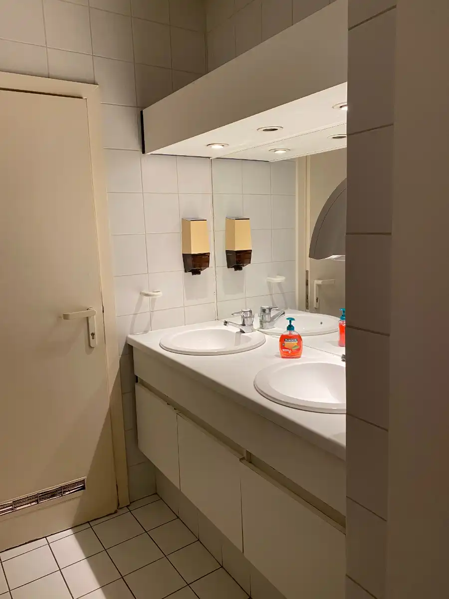 Kantoren te huur vanaf 50m² op toplocatie + P ! foto 17