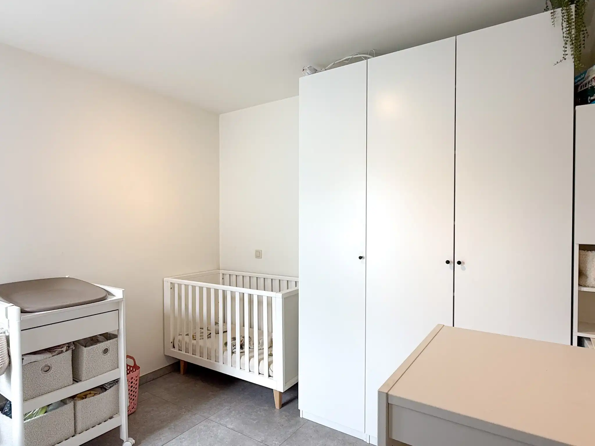 Duplex-appartement met één slaapkamer en overdekte autostaanplaats foto 12