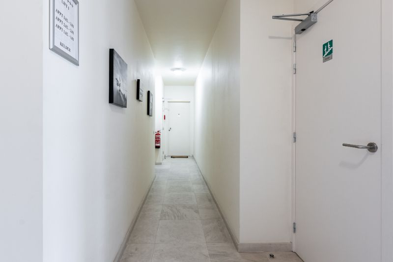 Ruim appartement inclusief kelderberging en garage! foto 23