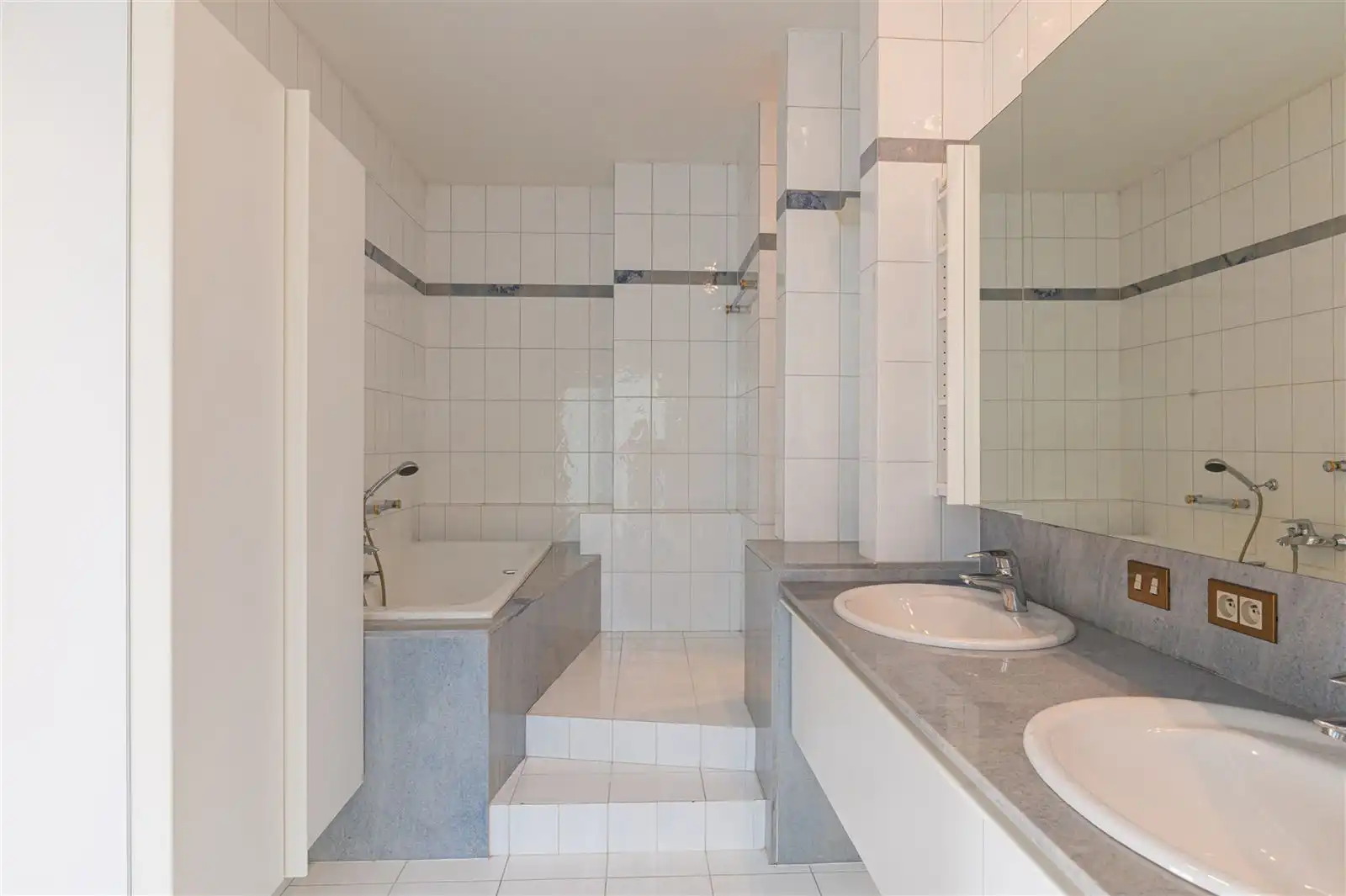 Exclusief appartement in Sint-Denijs-Westrem&nbsp; foto 19