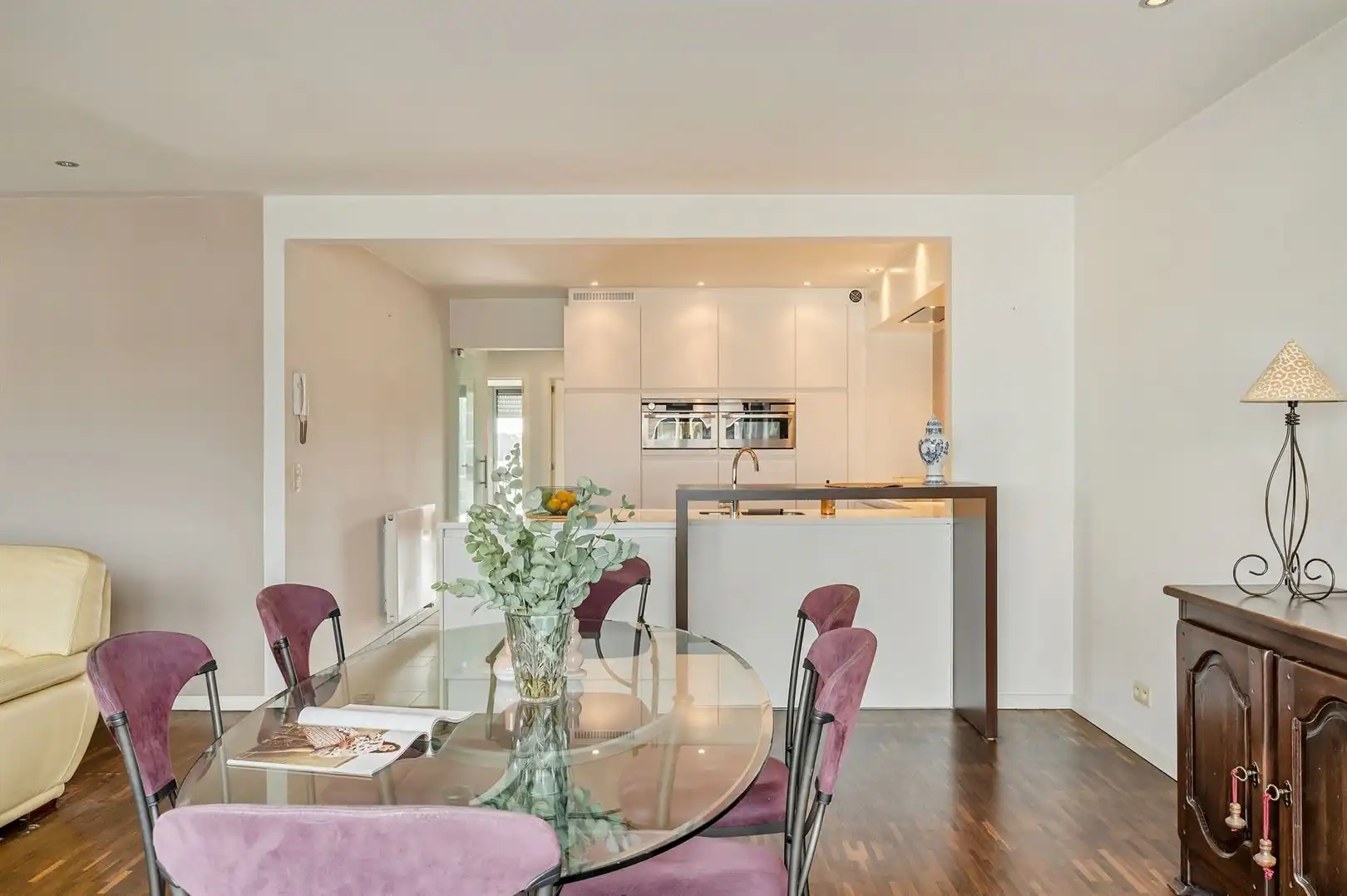 Groot appartement met 3 kamers en zicht op Bouckenborghpark foto 5