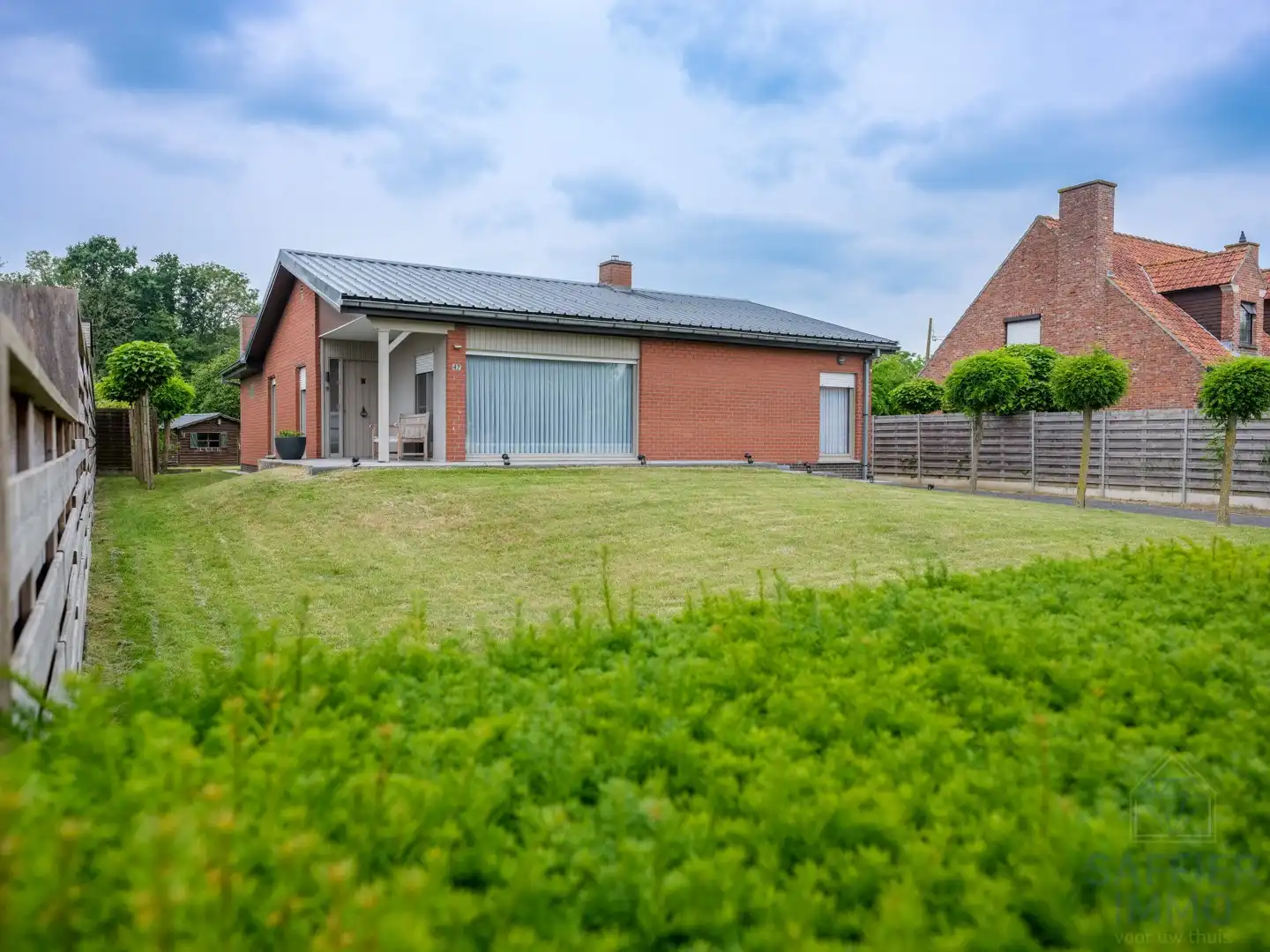 Landelijk gelegen woning met 3 slaapkamers, veranda en prachtige tuin in Hulste foto 2