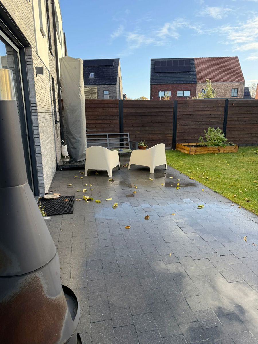 Moderne Nieuwbouwwoning met 4 spks en 2 badkamers foto 10