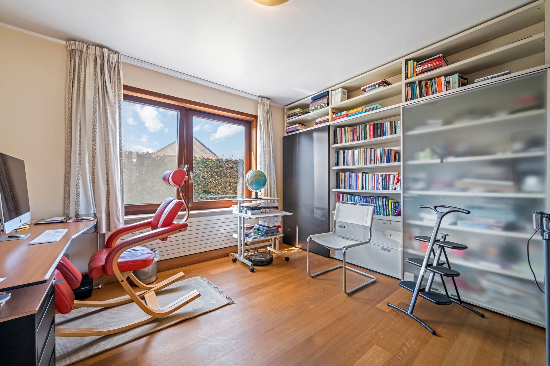 Te Sint-Kruis: Energiezuinige woning met ruimte en comfort. foto 11