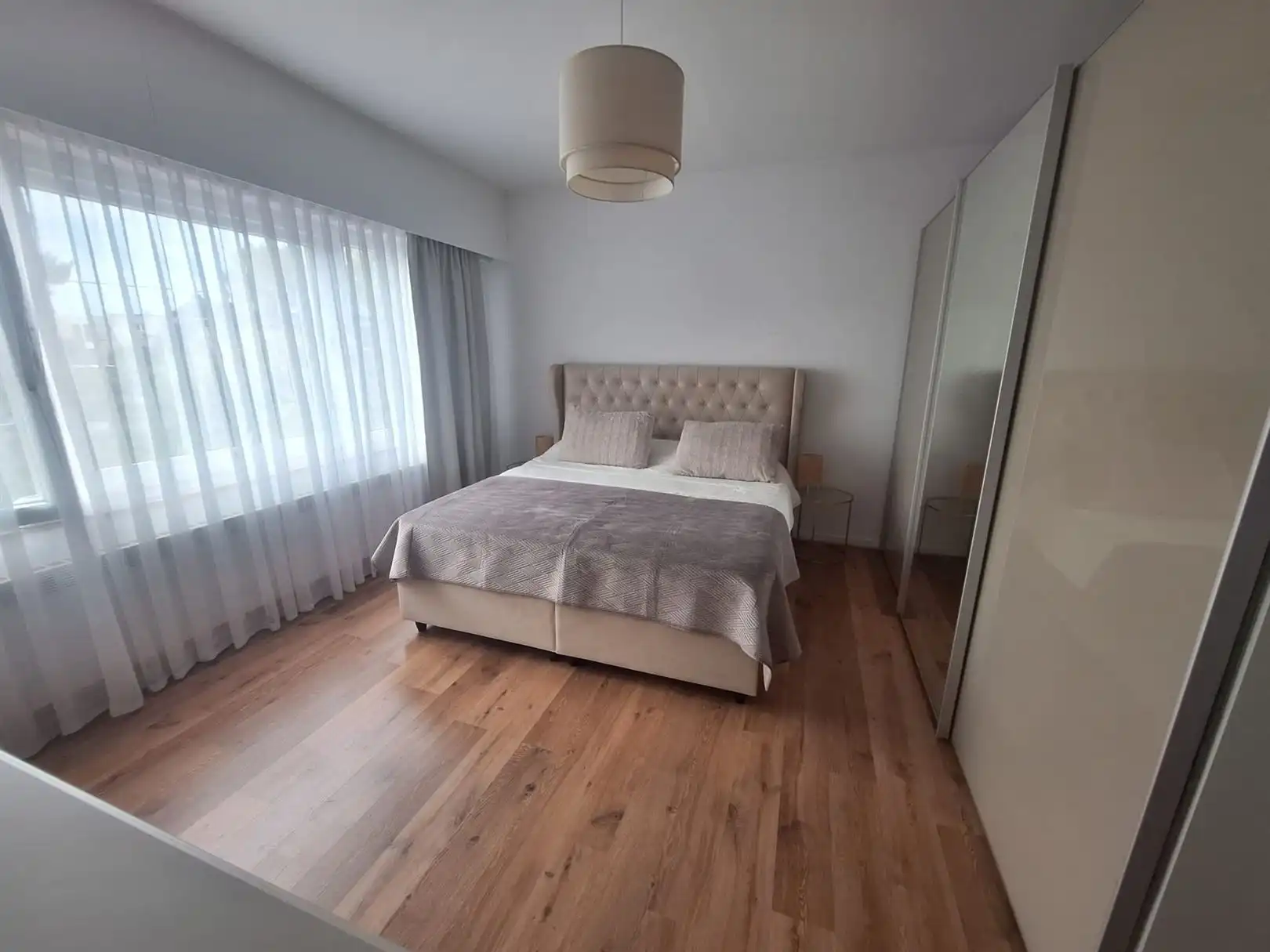 Goed onderhouden opbrengstwoning met 4 slaapkamers terras en berging foto 11