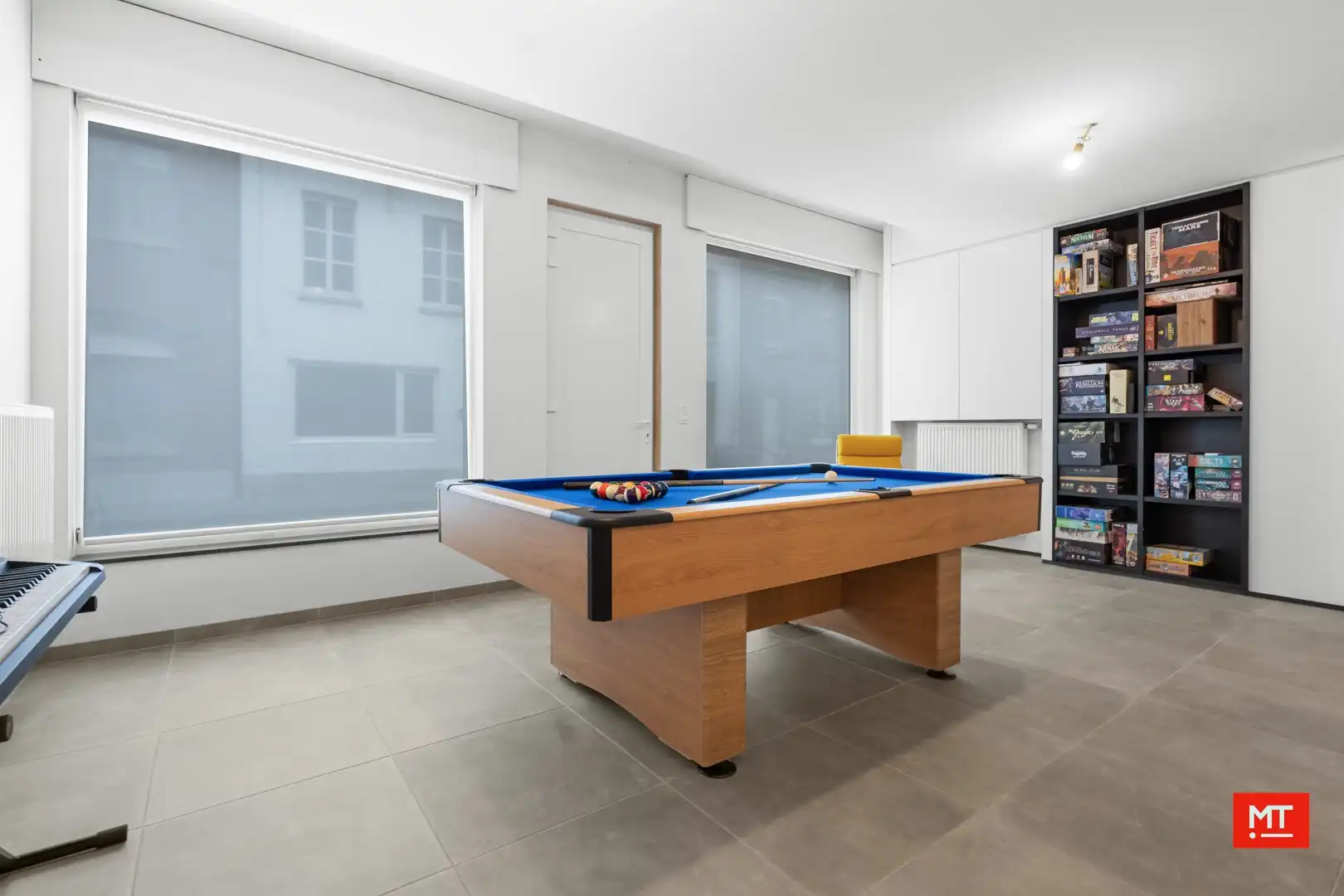 Instapklare woning met 4 slaapkamers en stadskoer in hartje Wervik foto 3