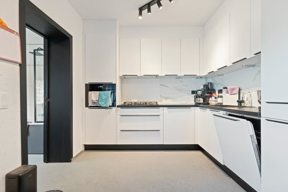 KNUSSE GEZINSWONING MET GARAGE EN ZONNEPANELEN IN SINT-TRUIDEN foto 8