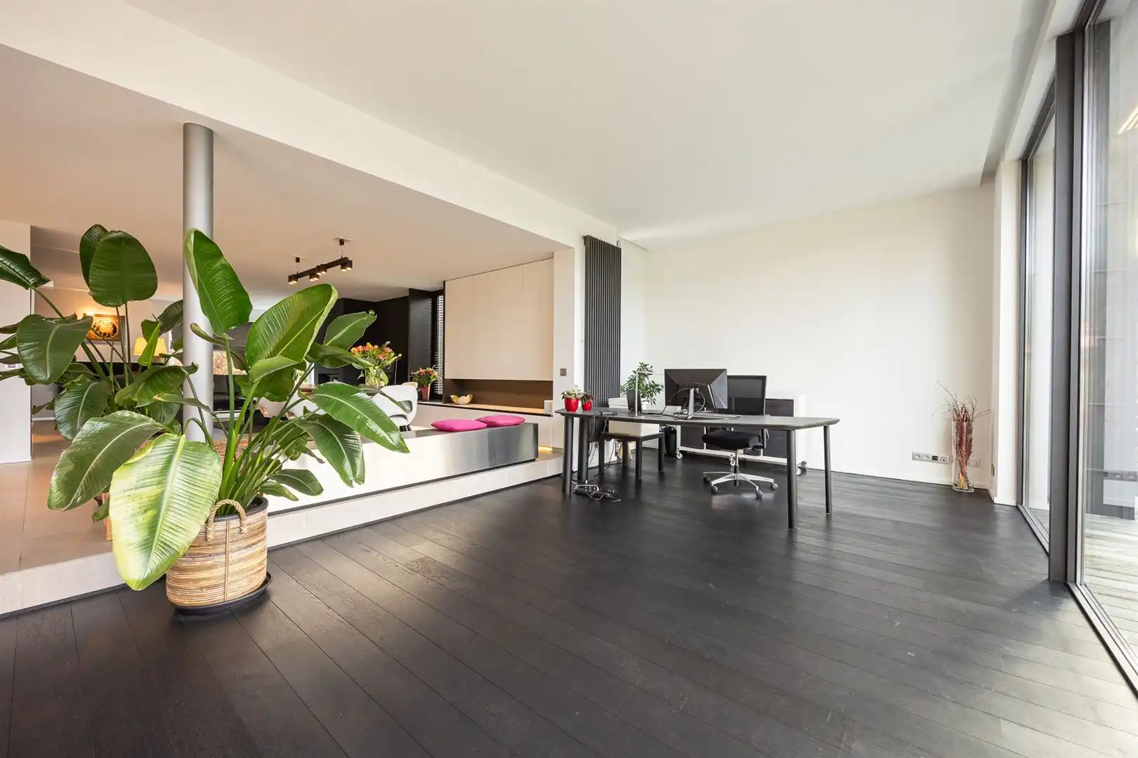 Stijlvolle villa met moderne uitbouw en zuidwest tuin. foto 11