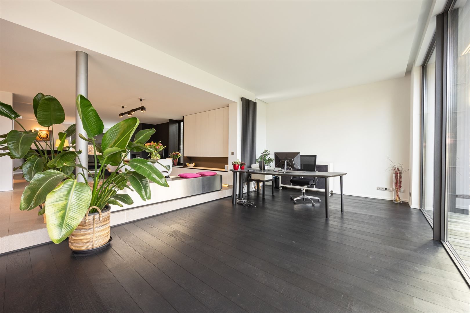 Stijlvolle villa met moderne uitbouw en zuidwest tuin. foto 11