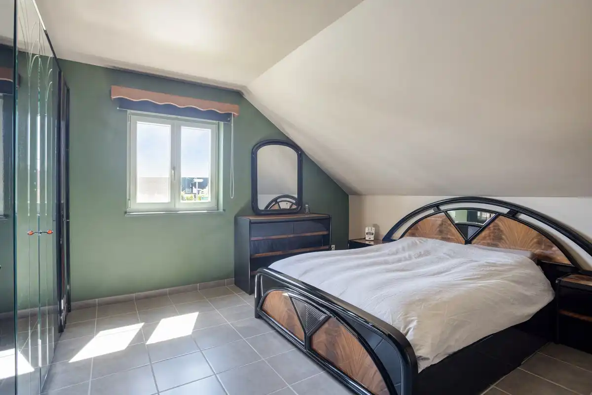 Instapklare woning met drie slaapkamers in een doodlopende straat foto 9