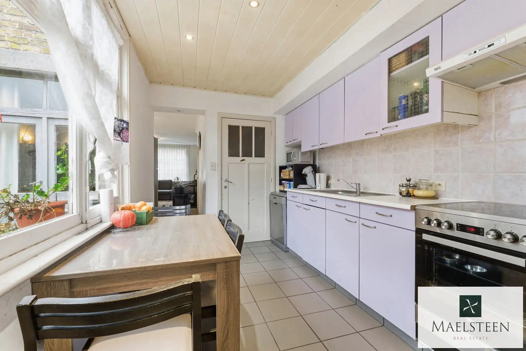 Op te frissen huis met 4 slaapkamers te Assebroek Brugge foto 7