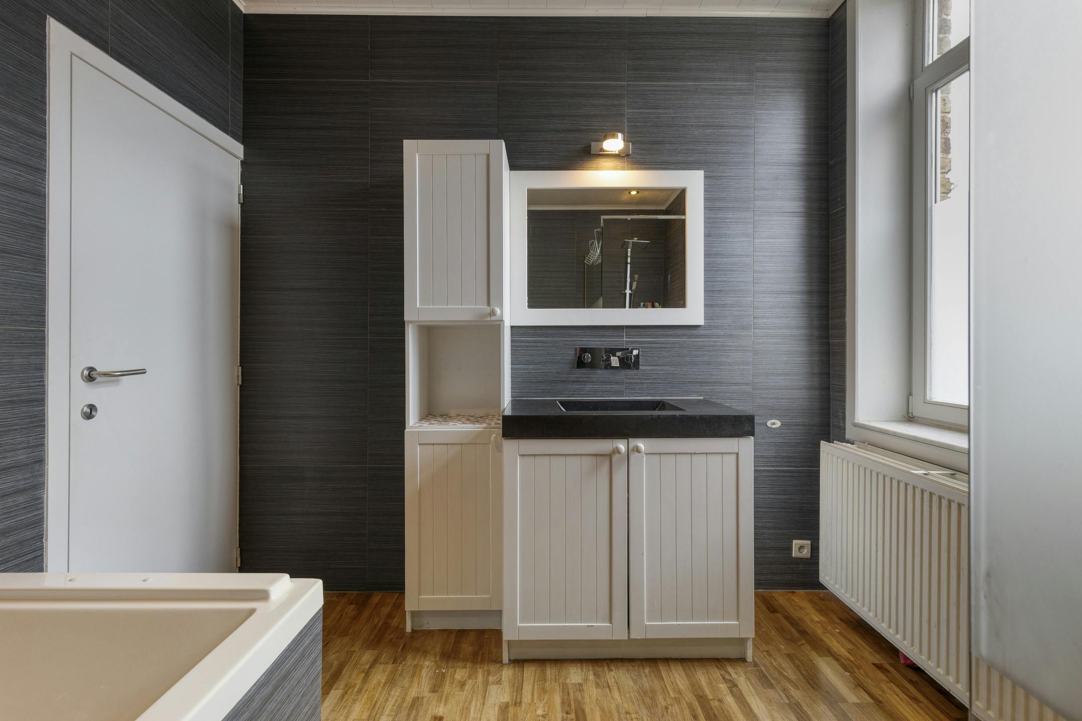 Instapklaar huis met 4 slaapkamers in Assebroek  foto 12