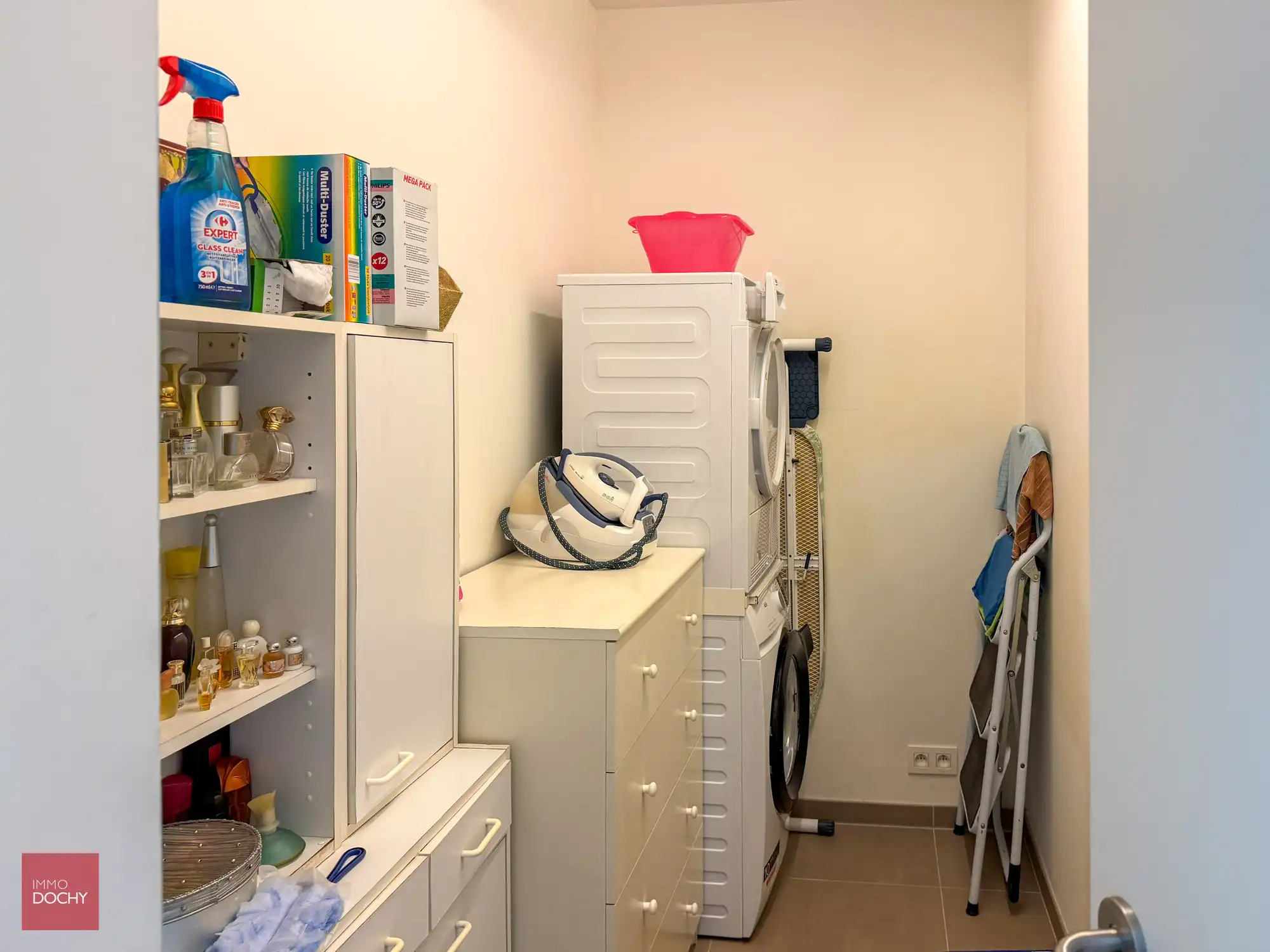 Ruim recent appartement nabij Sint-Rochuskerk foto 10