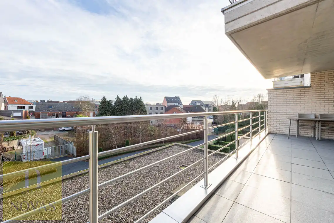 Toplocatie in Lommel, 2 slaapkamers, 33m² over 2 terrassen, dubbele privé-berging foto 22