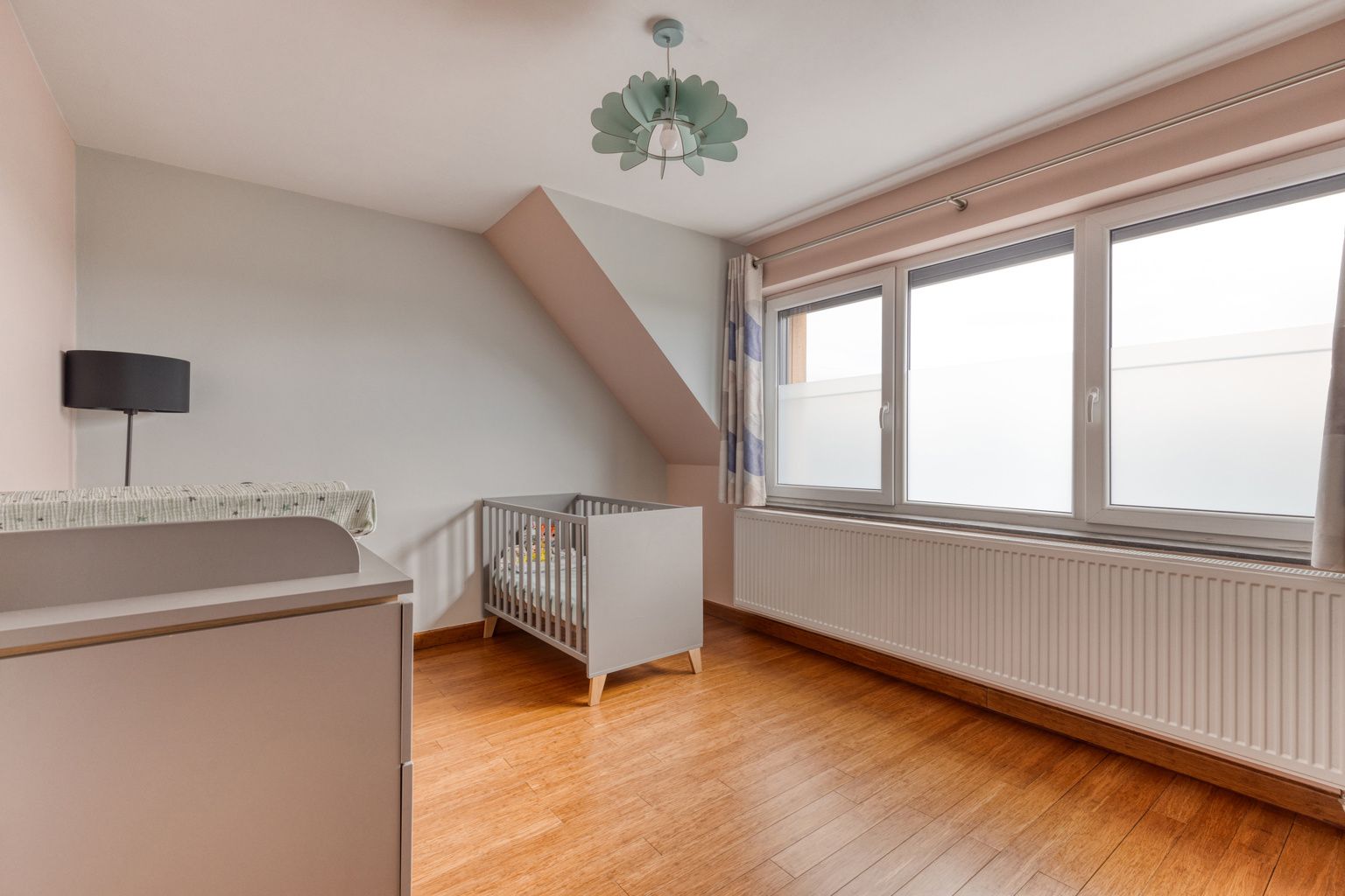 immoDAVID stelt voor: een moderne, instapklare 3-gevelwoning foto 14