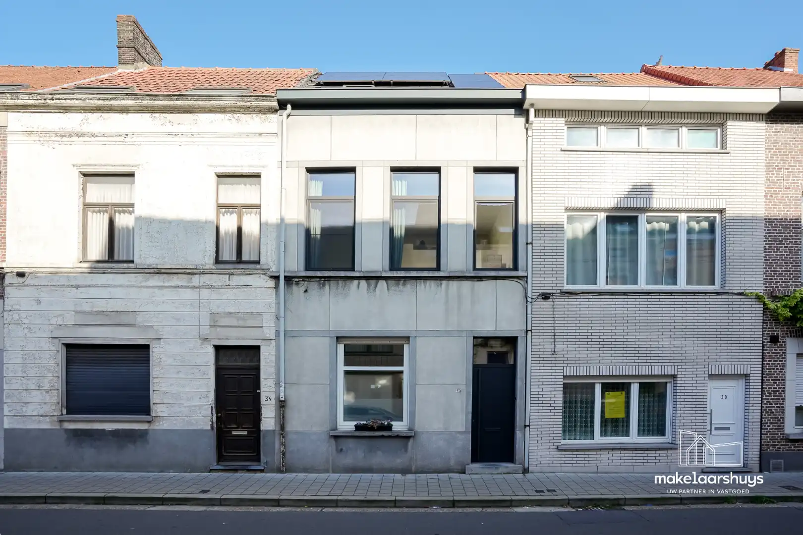 Gunstig gelegen instapklare woning met 4 slpk en tuin foto {{pictureIndex}}