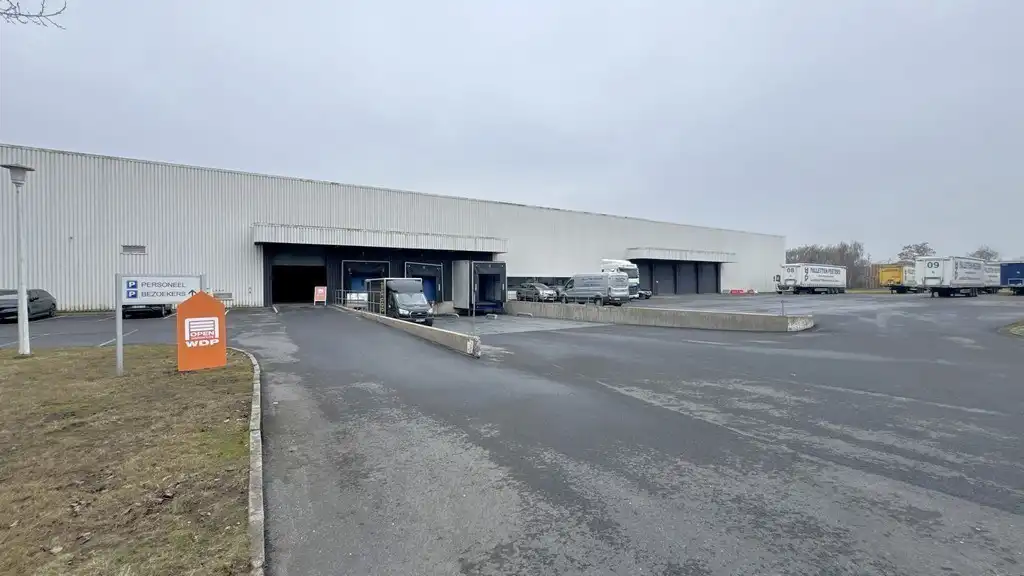Logistiek bedrijfspand te huur nabij E19 in Mechelen-Noord foto 14