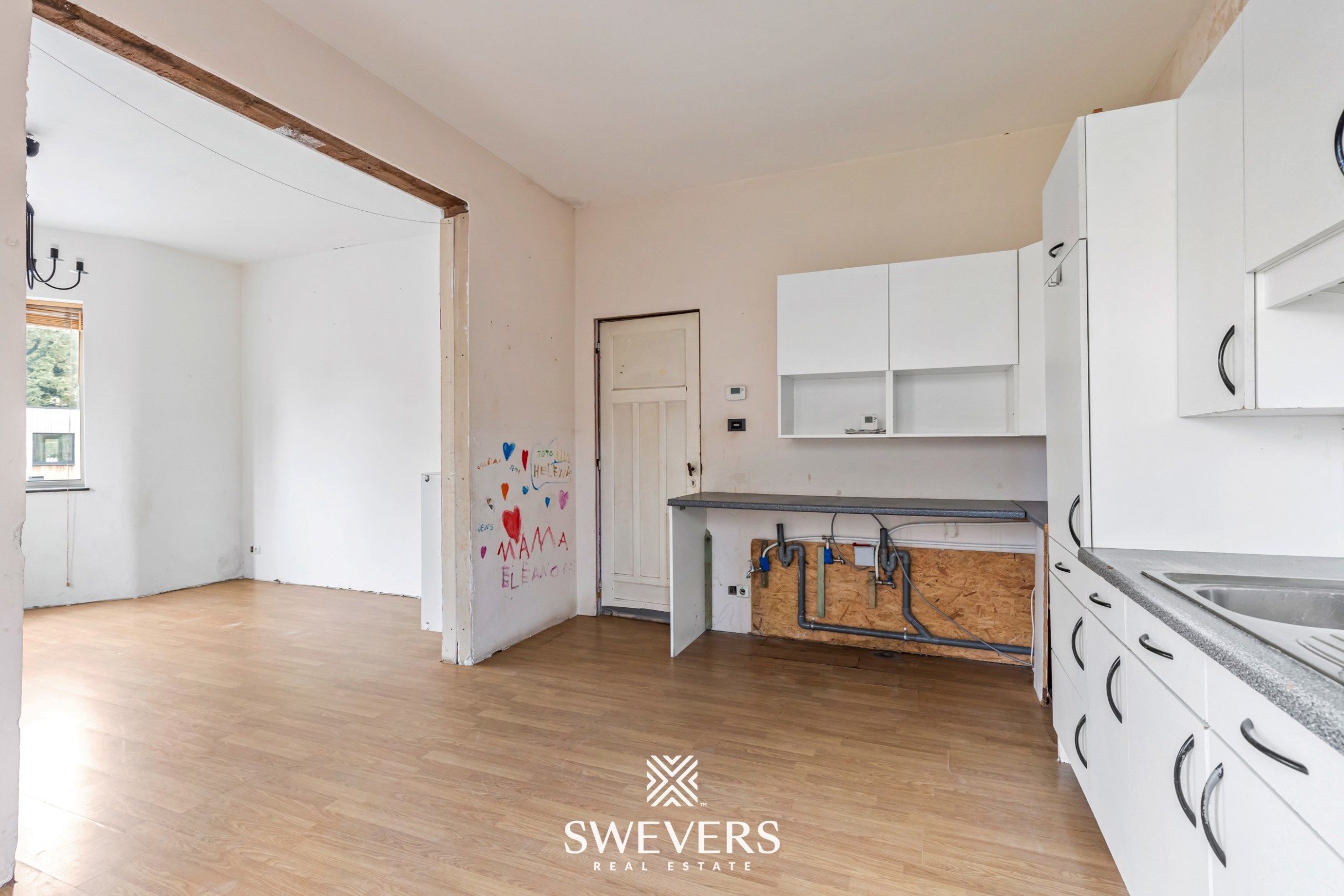 Unieke renovatiekans: karaktervol herenhuis te Zonhoven foto 10