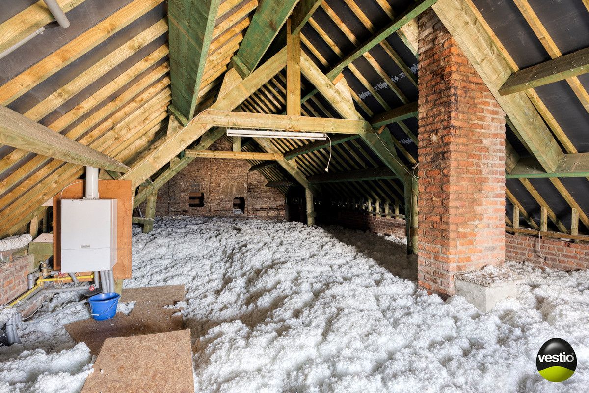 HOEVEWONING OP 26A85CA IN STADSRAND BILZEN. foto 20