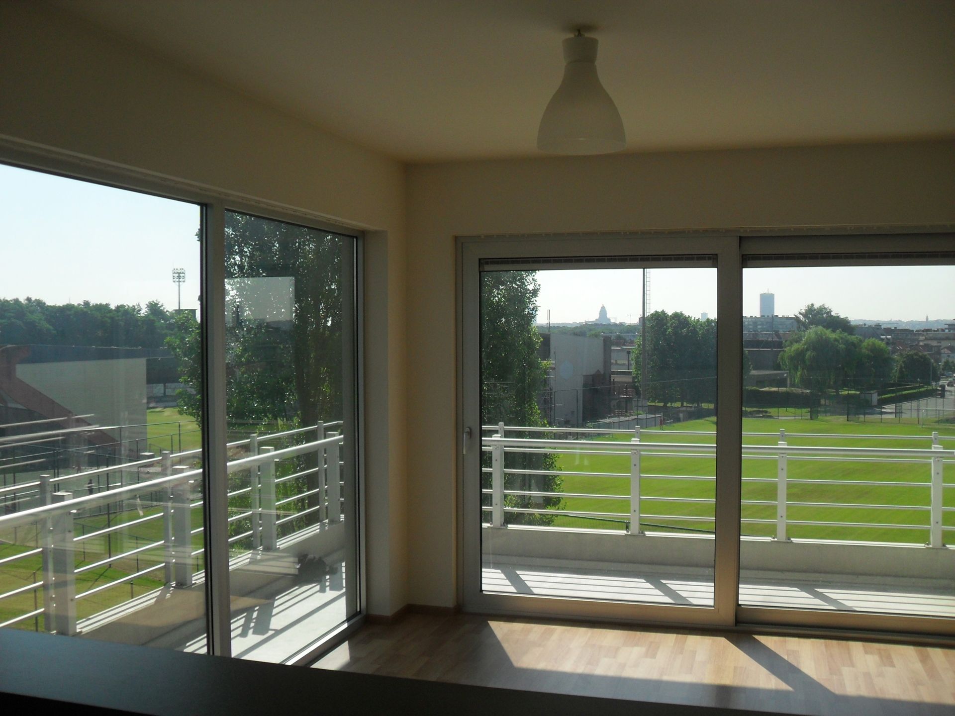 2 slaapkamer appartement met groot terras + P foto {{pictureIndex}}