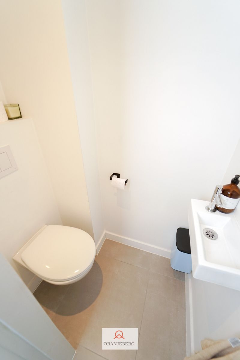Charmante gerenoveerde woning in hartje Gent foto 17