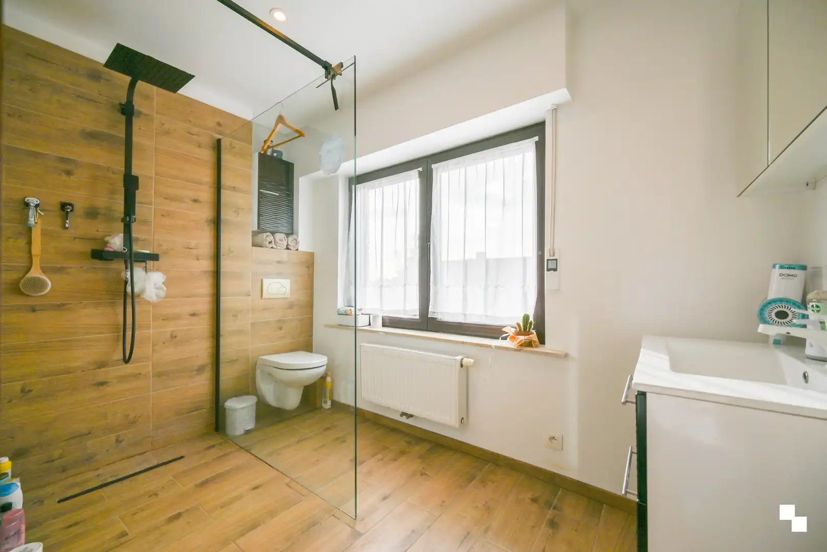 Gezellige, instapklare woning in Deerlijk! foto 18